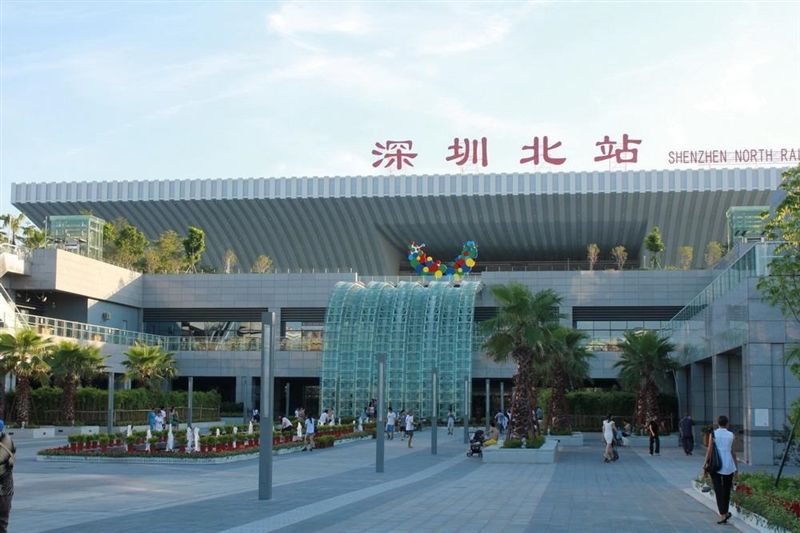 深圳北站东莞火车站包车接送